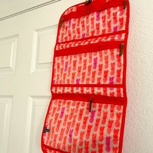 Stella&Dot 12x9 folded. Travel carrier 22-1/2"x12", 3 zip pockets, waterproof.